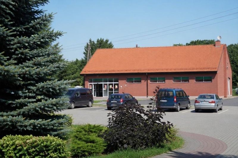 Dino, sklep przy dworcu Wołów