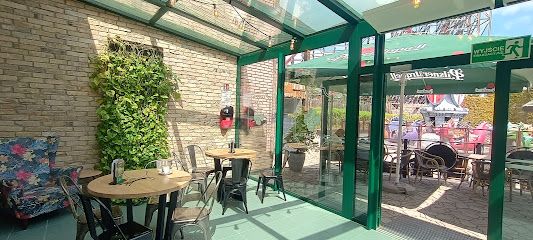 Green café, рядом с вокзалом Zator Park Rozrywki