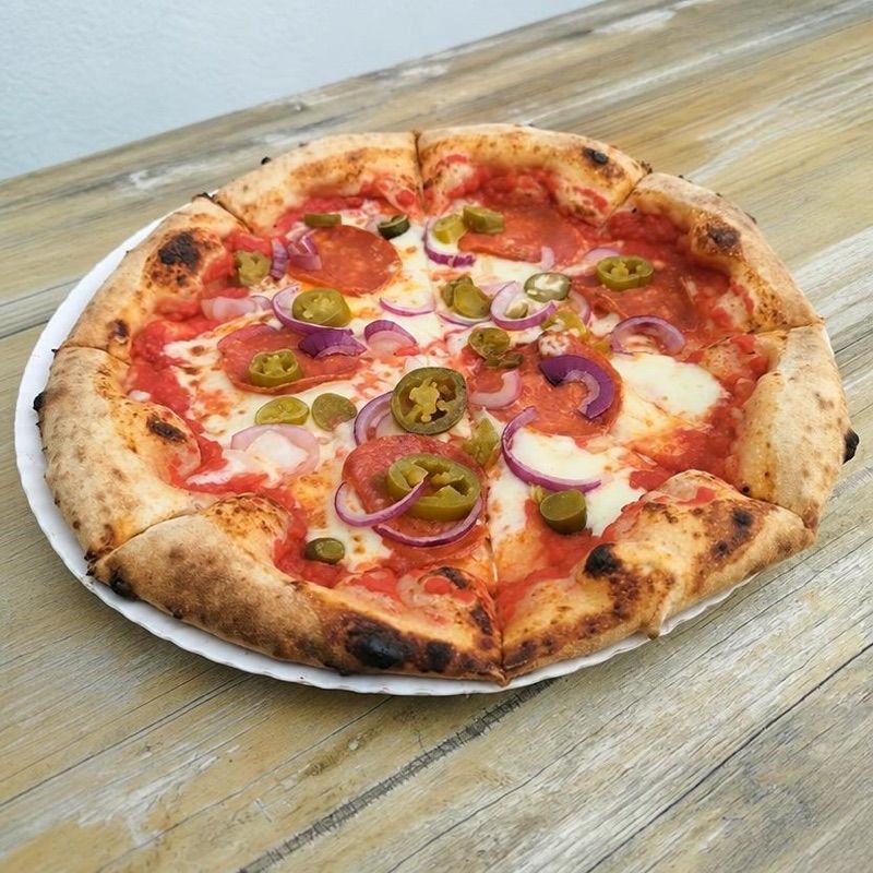 Pizza Party Bus, рядом с вокзалом Dworzec Kolejowy Zbąszynek