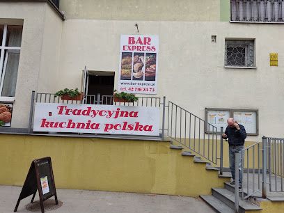 Express Bar, рядом с вокзалом Zgierz Dworzec Pkp