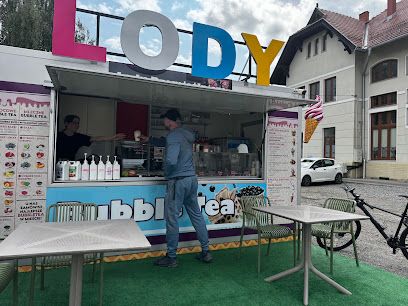 Lody Maja - lodziarnia sezonowa, рядом с вокзалом Żywiec