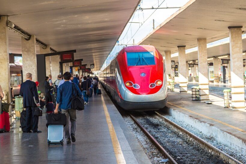 Поезд Фреккьярдженто Frecciargento - поезда в Италии