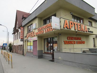 Przy Samolocie. Apteka. Piskorz M., магазин рядом с вокзалом Андрыхув