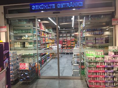 SPAR, магазин рядом с вокзалом Salzburg Hauptbahnhof
