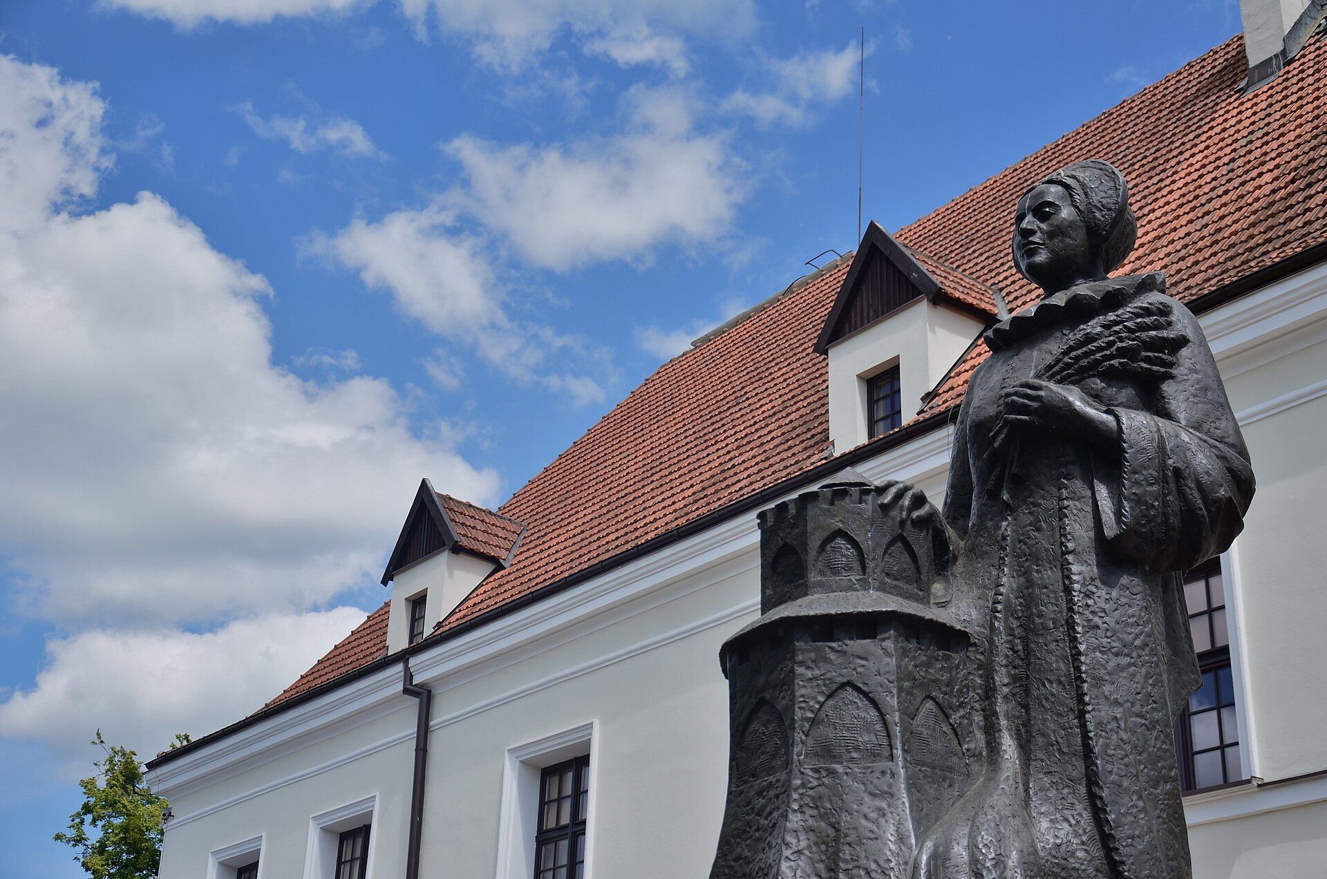 Pałac Anny Wazówny w Brodnicy, atrakcja w pobliżu dworca Brodnica