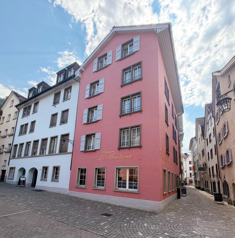 Hotel Alpenstadt, жильё рядом с вокзалом Chur