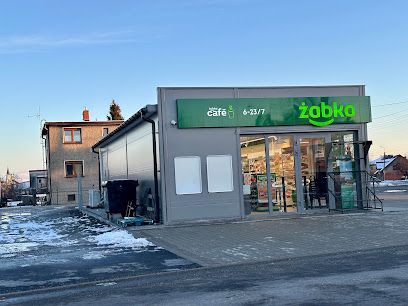 Żabka, магазин рядом с вокзалом Chałupki