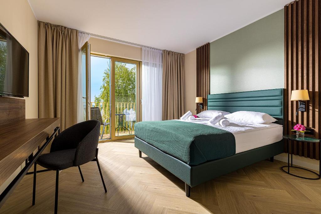 Hotel Meridian, жильё рядом с вокзалом Халупы