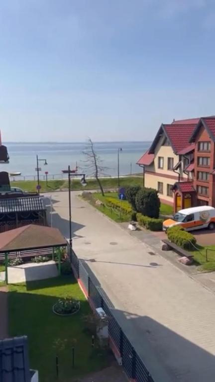 Pokoje u Renatki, жильё рядом с вокзалом Халупы