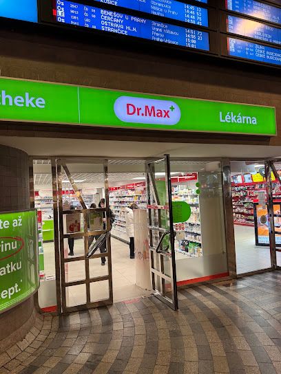 Dr.Max, магазин рядом с вокзалом Praha hlavní nádraží