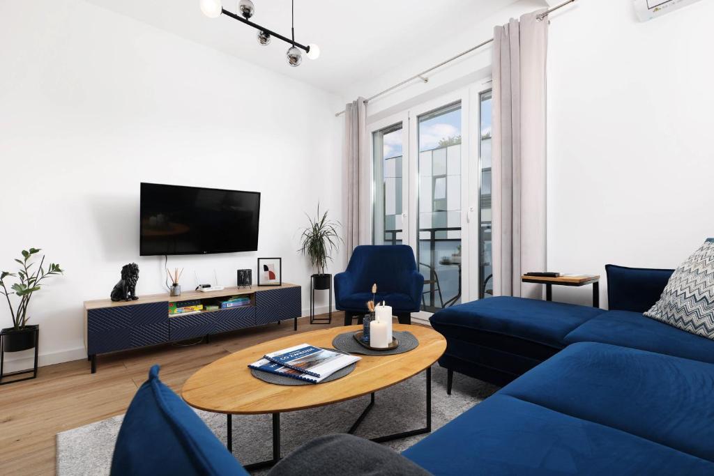 Apartament Wesoła by Stay&Rest - nowoczesność w centrum z balkonem, жильё рядом с вокзалом Чеховице-Дзедзице