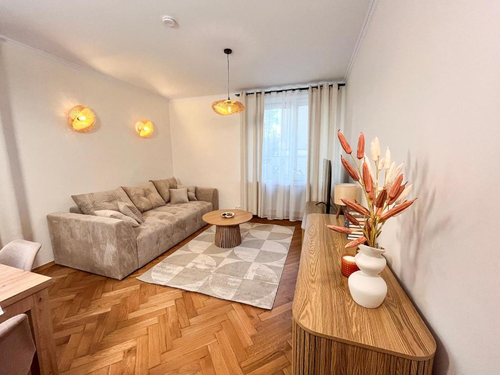 Apartament Sunny, жильё рядом с вокзалом Ченстохова