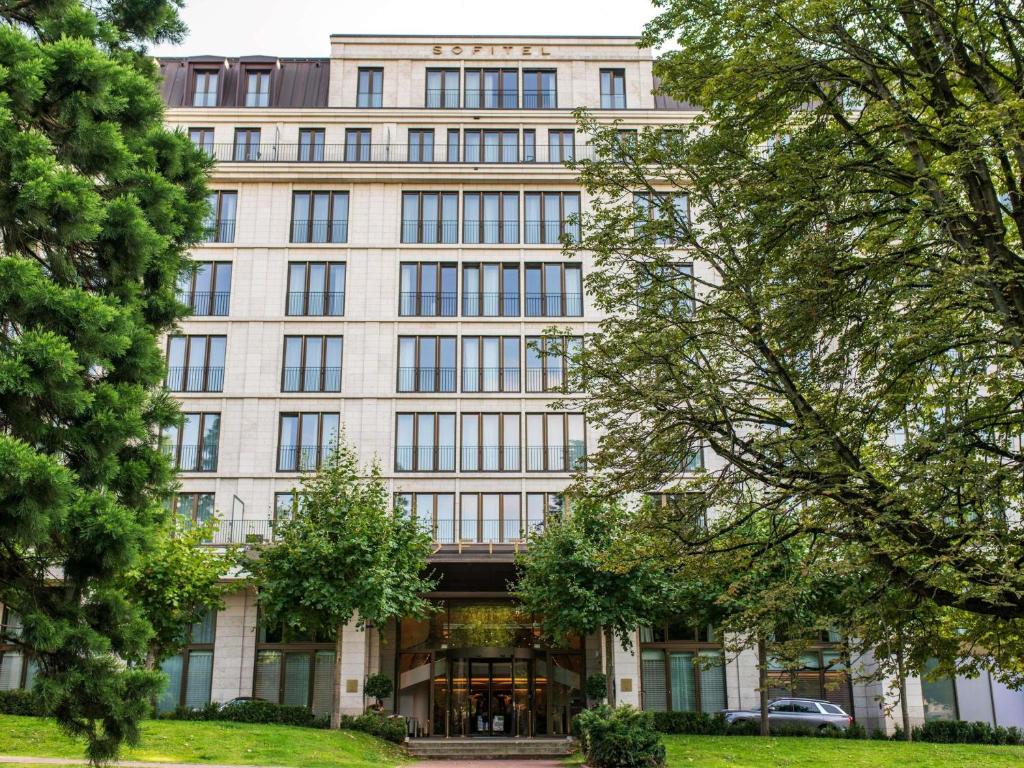 Sofitel Frankfurt Opera, жильё рядом с вокзалом Frankfurt (Main) Hauptbahnhof