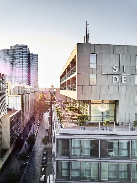 SIDE, Hamburg, a Member of Design Hotels, жильё рядом с вокзалом Dammtor