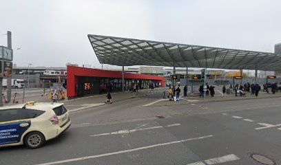 Kiosk am ZOB, магазин рядом с вокзалом Hannover Hauptbahnhof