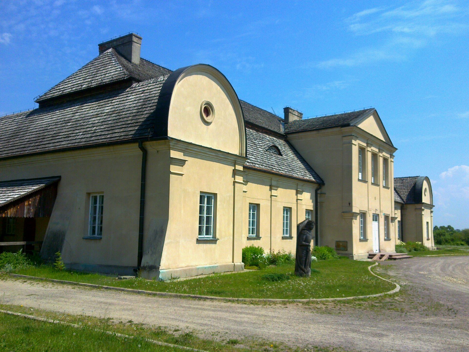 Pałac Suchodolskich w Dorohusku, atrakcja w pobliżu dworca Dorohusk