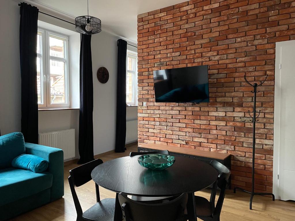 Apartament przy Ścieżce Kościelnej, жильё рядом с вокзалом Эльблонг