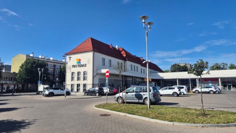 Park handlowy Tu i Teraz, торговый центр рядом с вокзалом Эльк