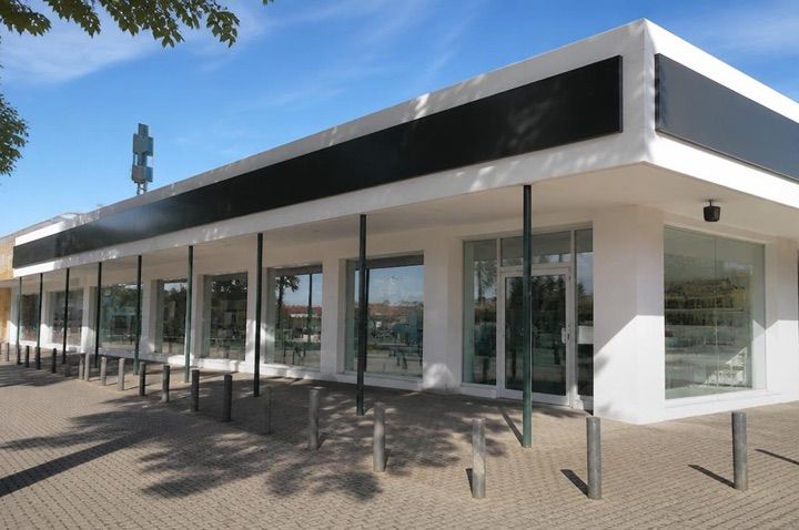 Farmacia San Pablo, sklep przy dworcu Sevilla - Santa Justa