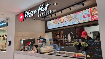 Pizza Hut Gdańsk Madison, рядом с вокзалом Gdańsk Główny