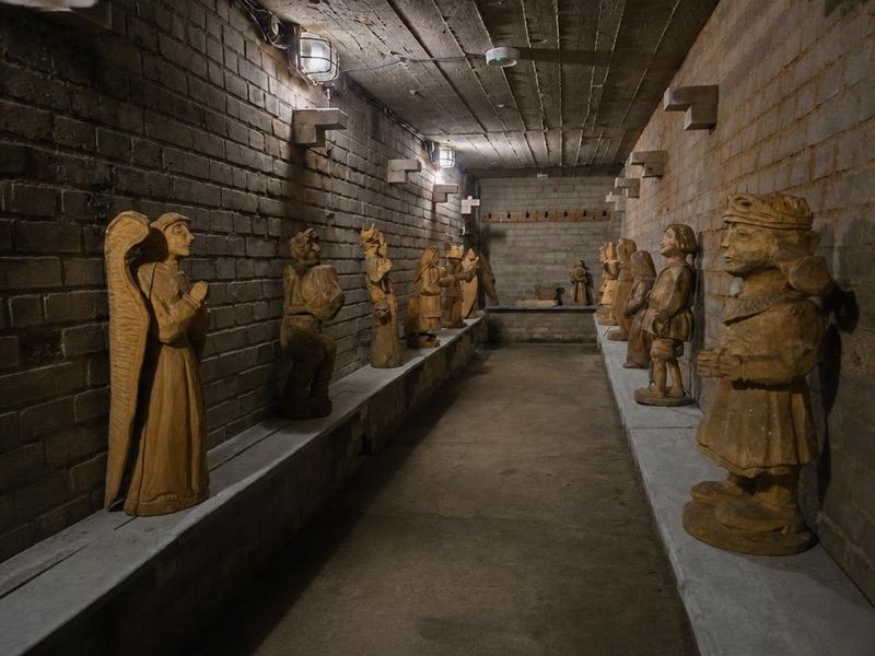 Galeria Sztuki Schron Giżycko, atrakcja w pobliżu dworca Giżycko