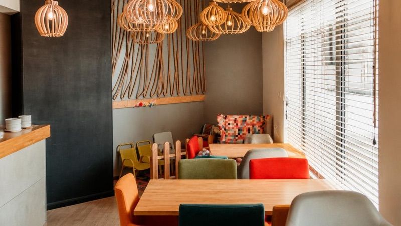 Fotelove Cafe & Bistro, okolice dworca Giżycko