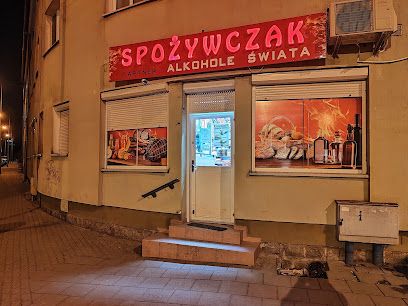 Spożywczak, магазин рядом с вокзалом Гижицко