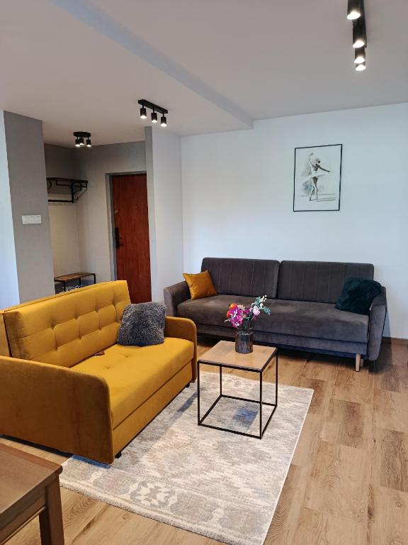 Apartament Dworska, жильё рядом с вокзалом Гродзиск Мазовецкий