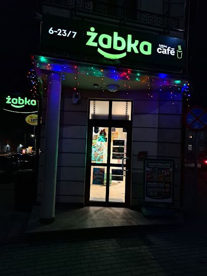 Żabka na rogu, магазин рядом с вокзалом Ярослав