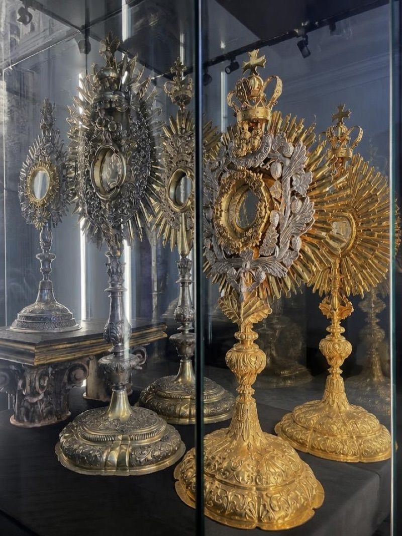 Klasztor oo. Bernardynów Muzeum, atrakcja w pobliżu dworca Kalwaria Zebrzydowska