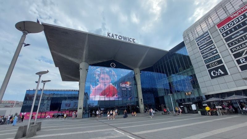 Galeria Katowicka, торговый центр рядом с вокзалом Катовице