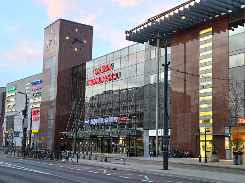 Galeria Krakowska, торговый центр рядом с вокзалом Краков Главный