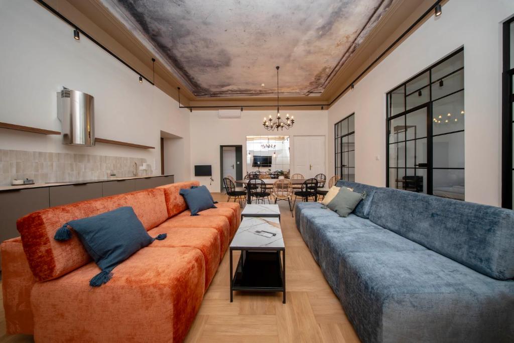 Slawkowska No 6 Residence, жильё рядом с вокзалом Краков Пястув