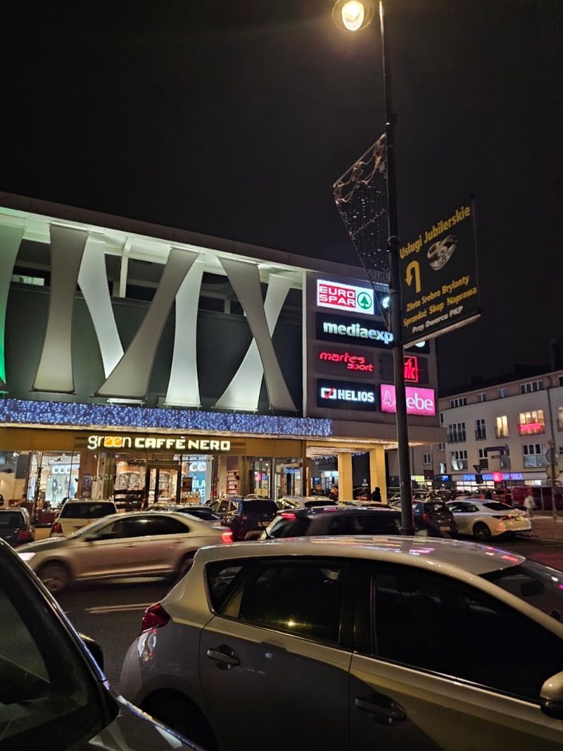 Galeria Gondola Legionowo, торговый центр рядом с вокзалом Легьоново