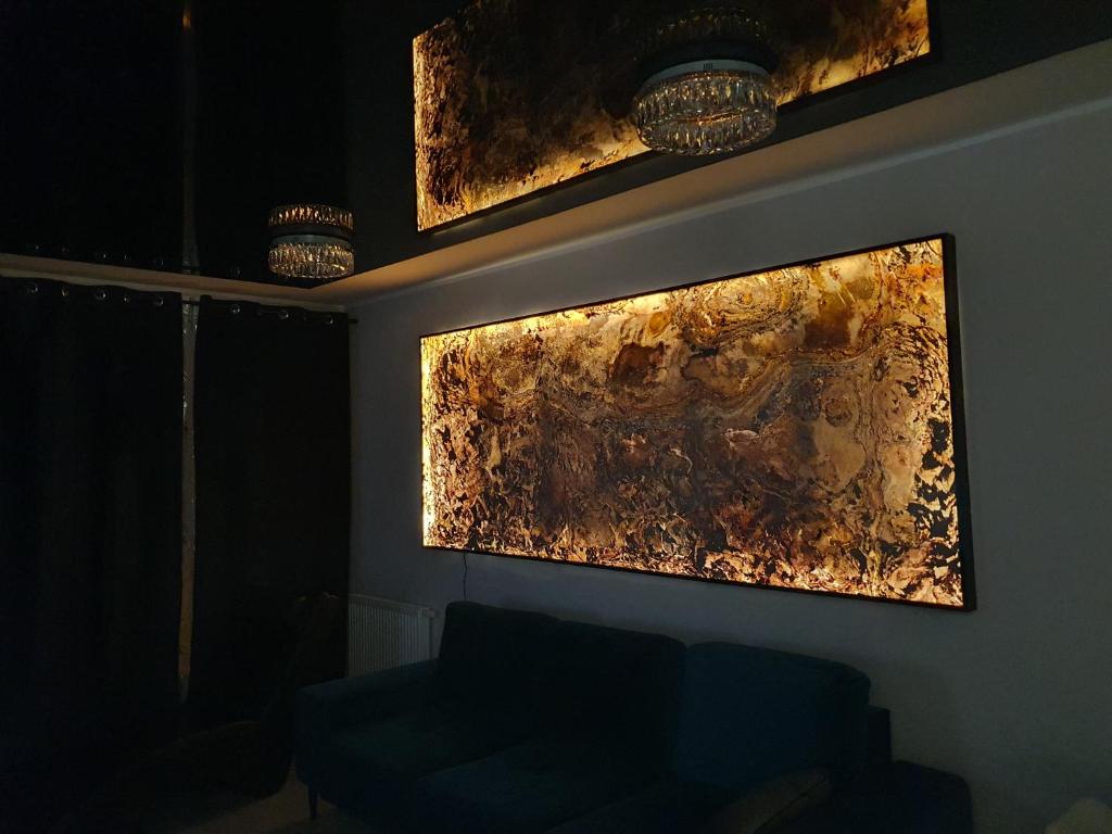 Elegant Apartments FREE PARKING, жильё рядом с вокзалом Лешно