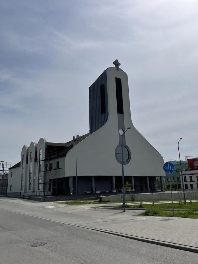 Parafia Rzymskokatolicka pw. św. Jana Kantego, atrakcja w pobliżu dworca Lublin Zachodni
