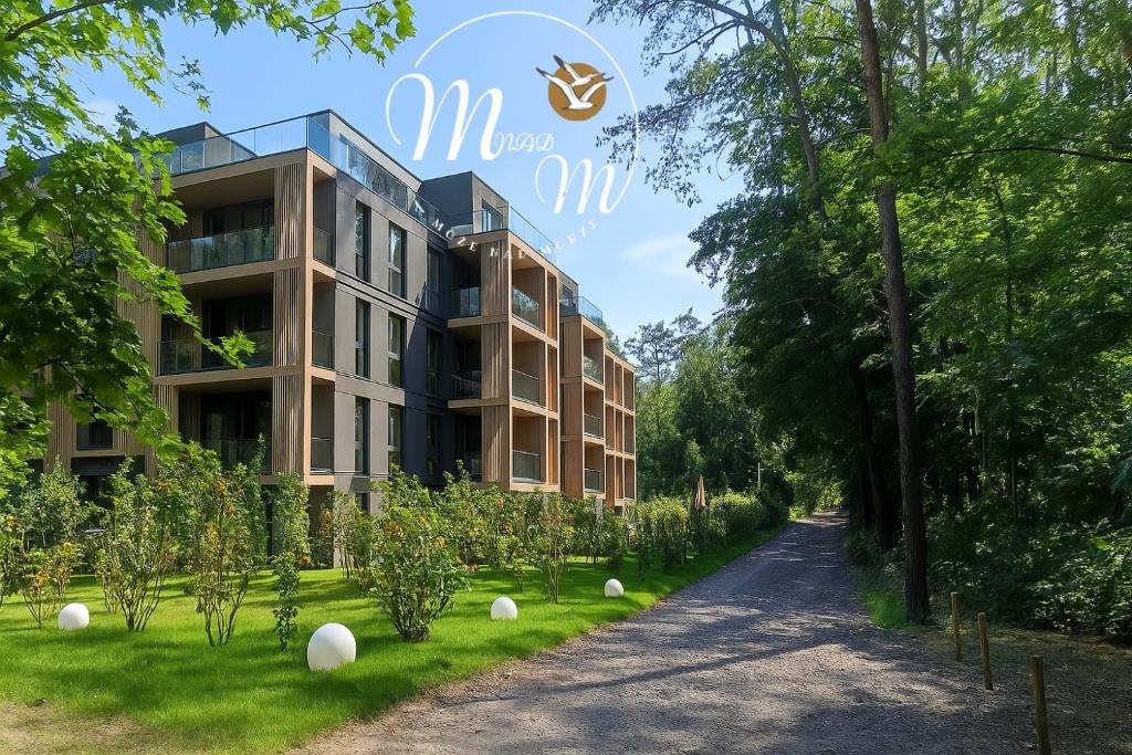 Sea & Forest - Apartamenty Może nad Morze, strefa SPA i Parking GRATIS, жильё рядом с вокзалом Мендзыздрое