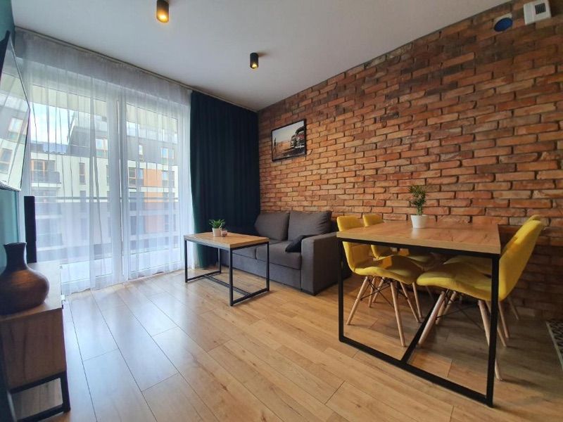 Apartament 24, жильё рядом с вокзалом Мысловице