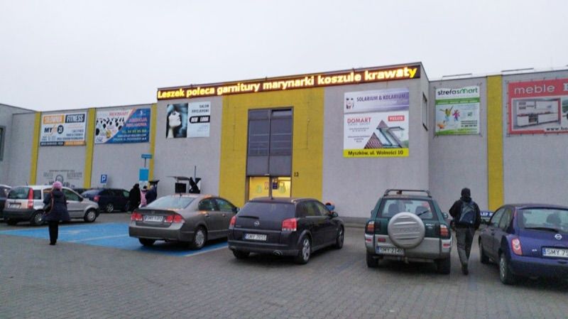 Oczko. Galeria w Myszkowie, торговый центр рядом с вокзалом Мышкув