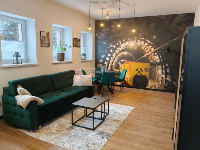 RUDORIA apartament z duszą górniczej tradycji, жильё рядом с вокзалом Нова-Руда