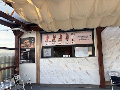 LodoweLove lody własnej produkcji, zapiekanki jak dawniej, smash burgery wołowe., рядом с вокзалом Nowy Targ
