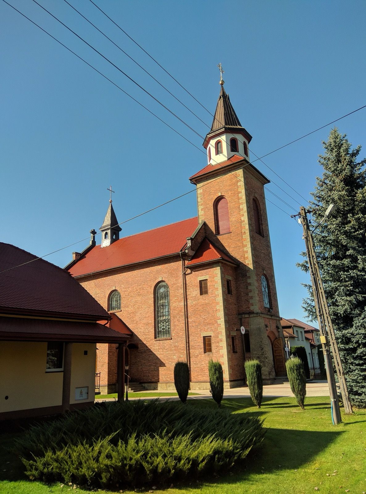 Kościół Rzymskokatolicki pw. Najświętszego Serca Pana Jezusa, atrakcja w pobliżu dworca Olsztyn Zachodni