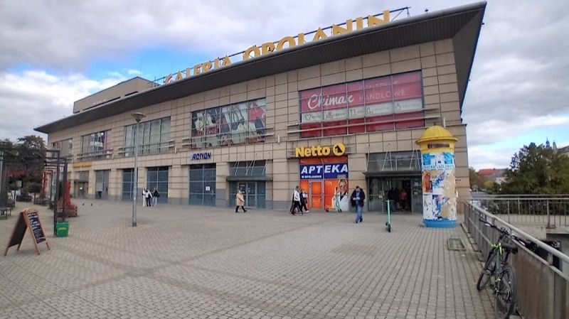 Galeria Opolanin, торговый центр рядом с вокзалом Ополе Главное