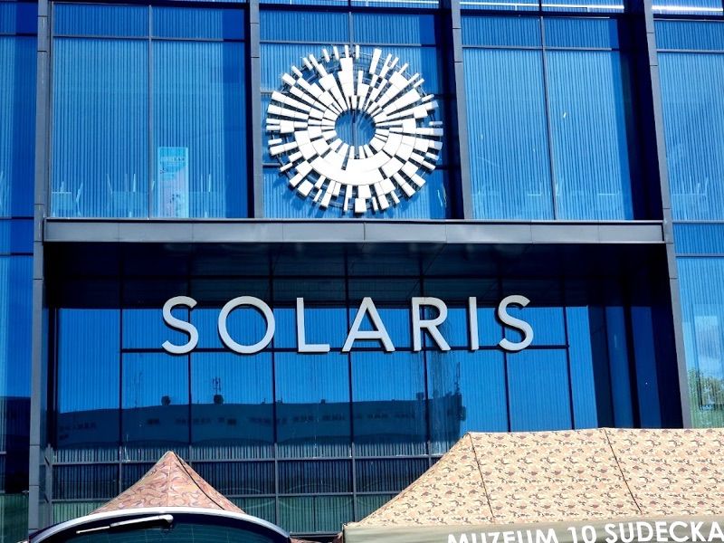 Centrum Handlowe Solaris, торговый центр рядом с вокзалом Ополе Главное