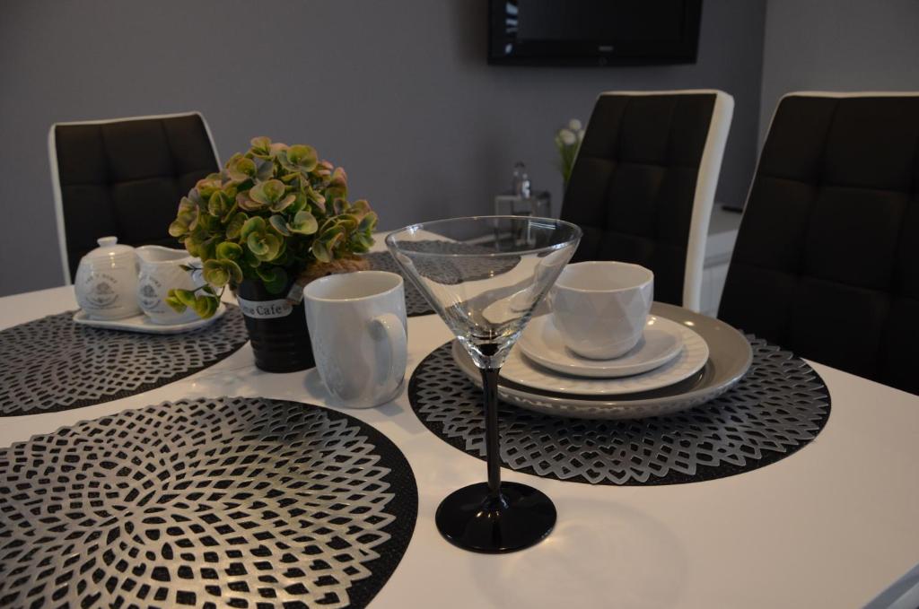 Apartament DeLuxe 1, жильё рядом с вокзалом Освенцим