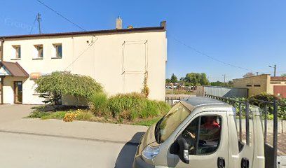 Lewiatan, магазин рядом с вокзалом Ozorków