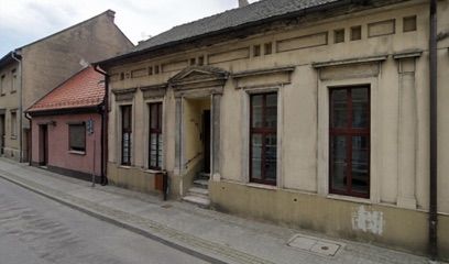 Pod Rumiankiem. Apteka, sklep przy dworcu Pleszew