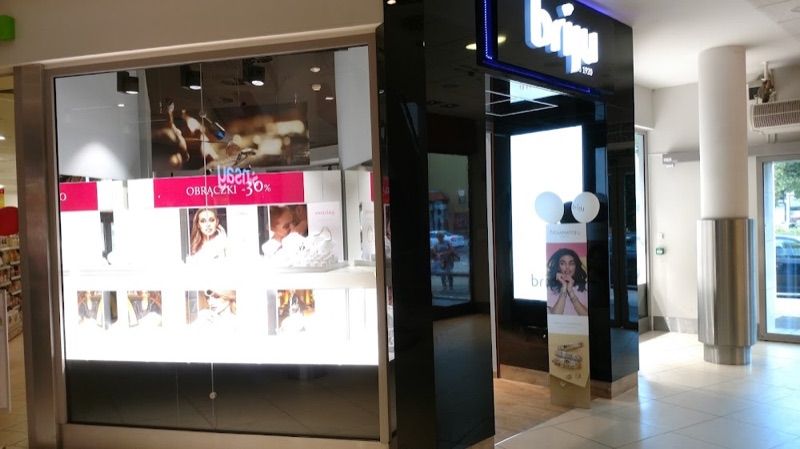Galeria Młyńska, торговый центр рядом с вокзалом Рацибуж