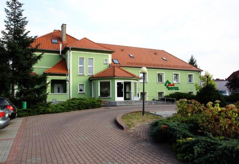 Park Hotel, жильё рядом с вокзалом Жепин