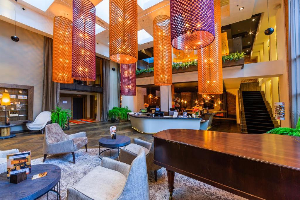 Hotel Bristol Tradition and Luxury, жильё рядом с вокзалом Жешув Главный